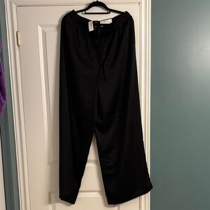 Reitmans Black Wide Leg Satin Pants